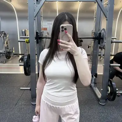 唐怡